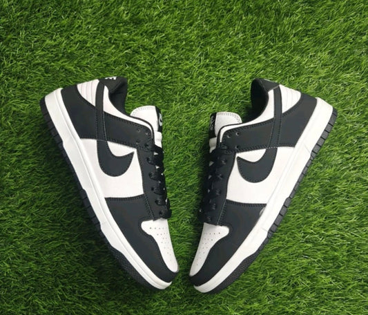 Dunk low Panda